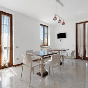 Boccadoro Apartament Bed & Breakfast